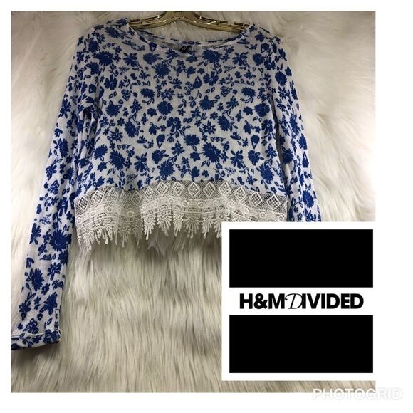 H&M Divided XS cropped knit sweater w/fringe hem - Picture 1 of 6